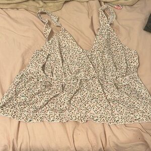 Cute floral dressy shirt (XL)